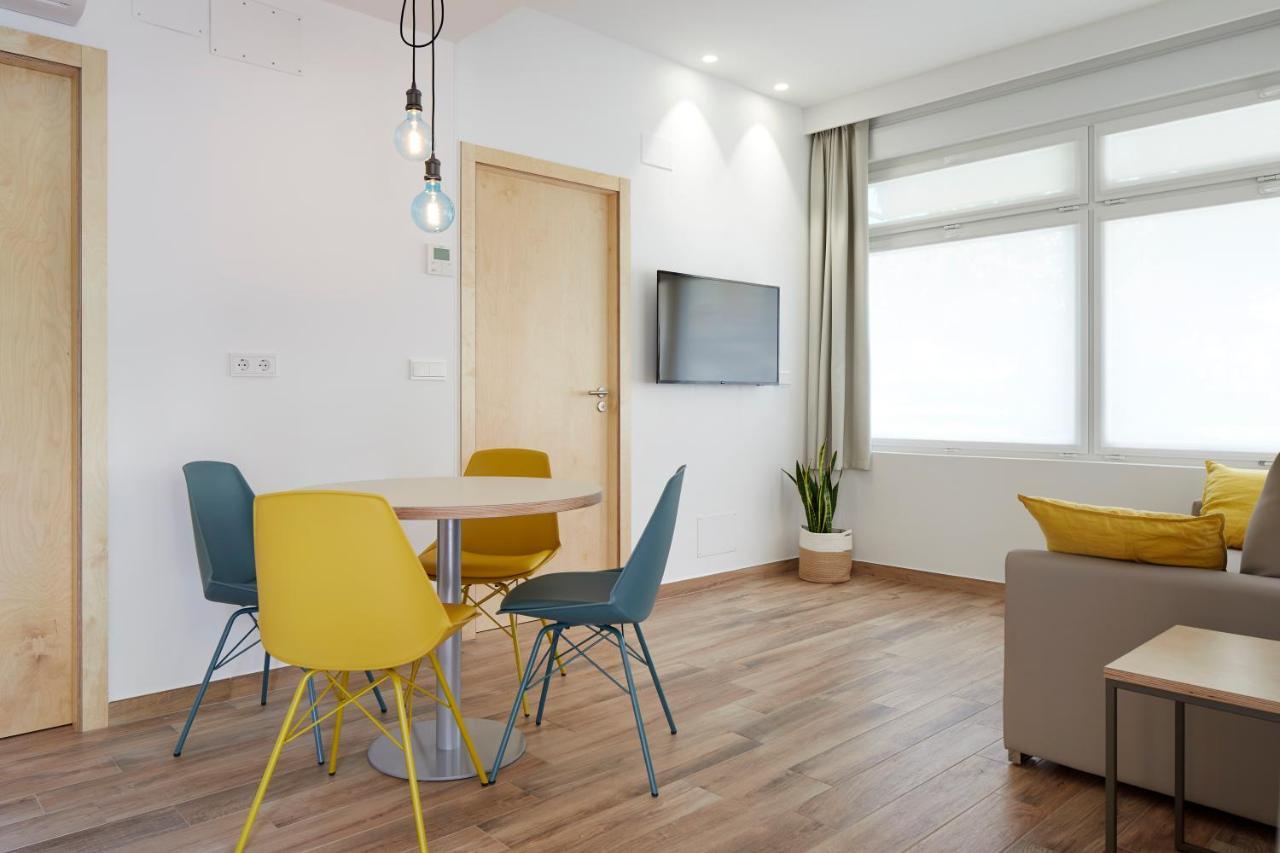 Apartamentos Isaga サラウツ エクステリア 写真