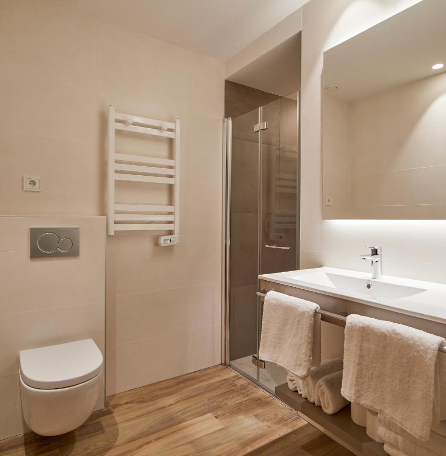 Apartamentos Isaga サラウツ エクステリア 写真